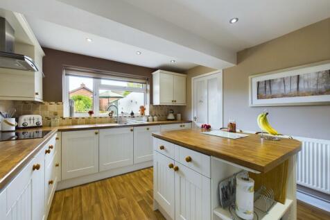 Extended Breakfast Kitchen
