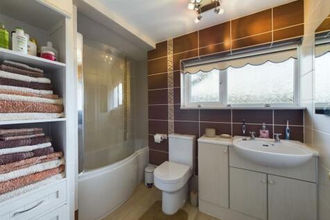 Well Appointed Bathroom