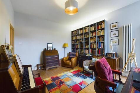 Separate Sitting Room