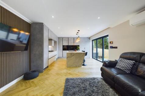 Stunning Open Plan Living Kitchen