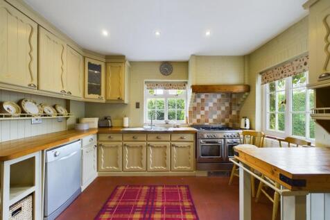 Farmhouse Style Kitchen