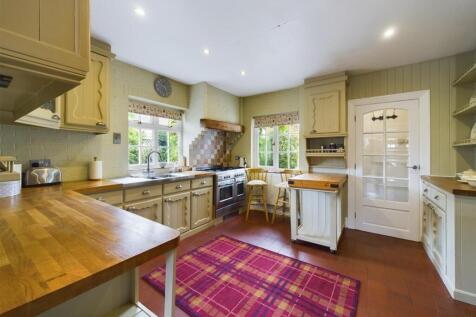 Farmhouse Style Kitchen