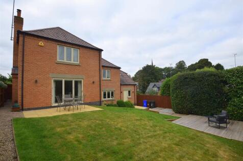 Enclosed Rear Garden