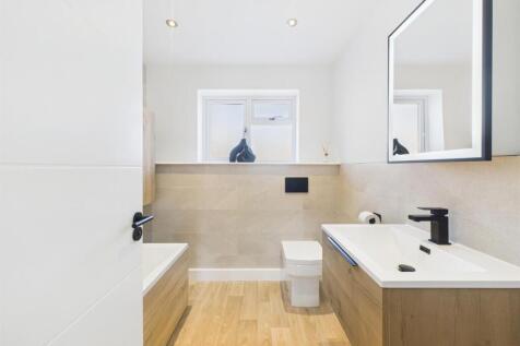 Fitted Guest Cloakroom