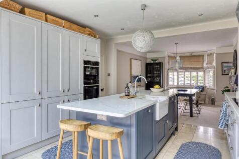 Fabulous Open Plan Living Kitchen/Dining