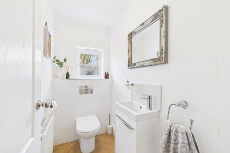 Fitted Guest Cloakroom