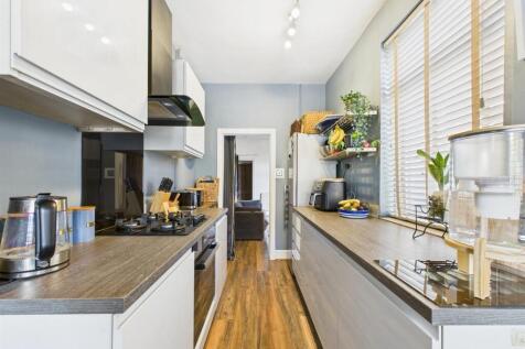Fitted Kitchen