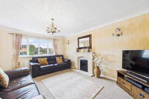 Spacious Lounge
