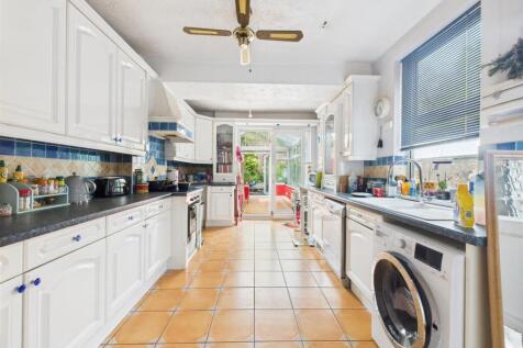 Large Kitchen