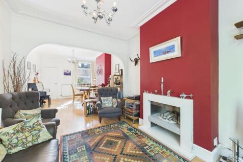 Open Plan Lounge/Dining Room