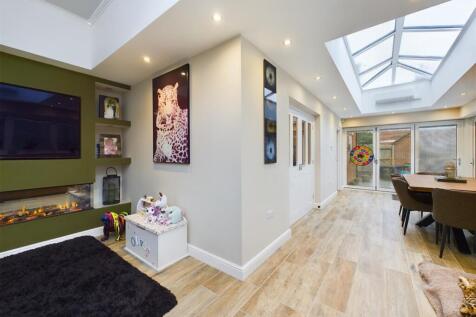 Orangery/Family Room