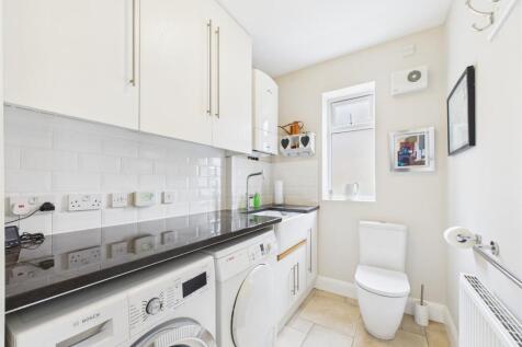Utility/Fitted Guest Cloakroom