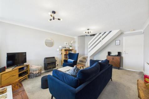 Spacious Lounge