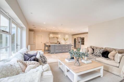 Stunning Open Plan Living Space