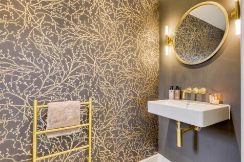 Fitted Guest Cloakroom