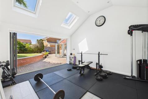 Gym/Home Office
