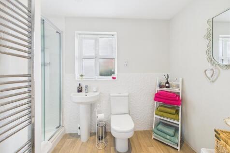 Well-Appointed Bathroom