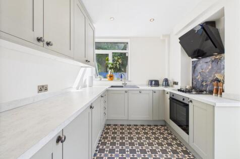 Recently Refitted Kitchen