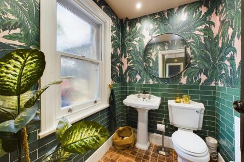 Guest Cloakroom