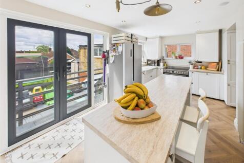 Breakfast Kitchen