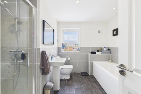 Superbly Appointed Bathroom