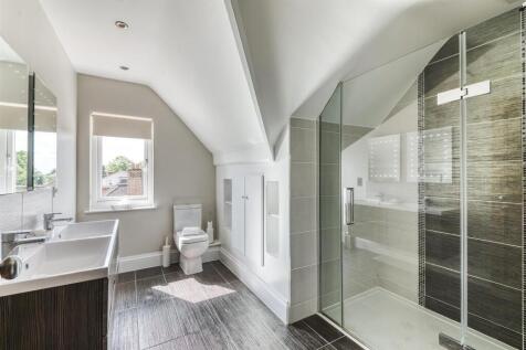Family Shower Room