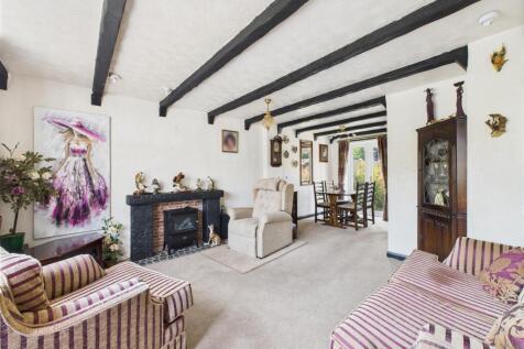 Through Lounge/Dining Room
