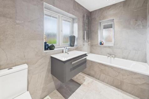 Superbly Appointed Bathroom