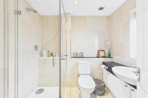Superbly Appointed En-Suite Shower Room
