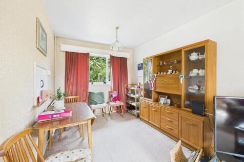 Through Lounge/Dining Room