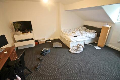 20HPT- Bedroom 1.jpg
