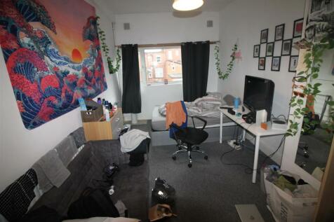 34KR- Bedroom 1.JPG