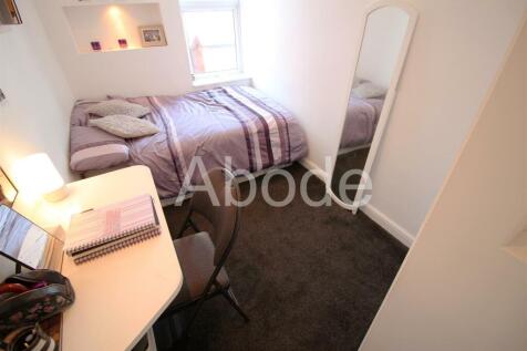 16CA- Bedroom 1.jpg