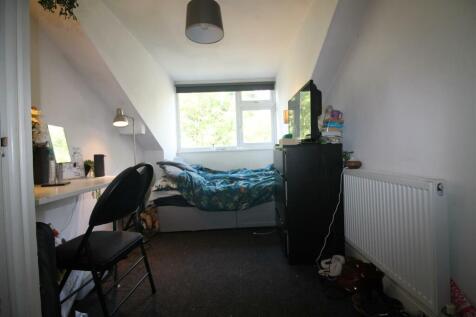 79BCR- Bedroom 6.JPG