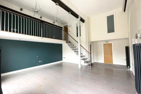 Open plan lounge dining area