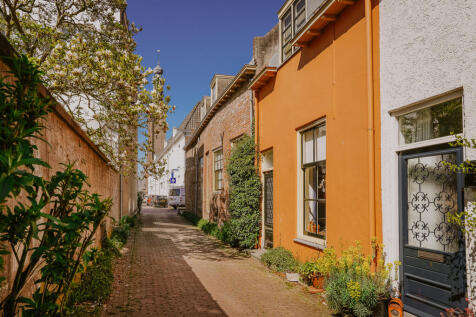 Vismarkt 2 5301 CW ZALTBOMMEL image 3