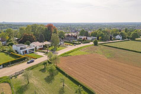 Lange Raarberg 46 6231 RN MEERSSEN image 29