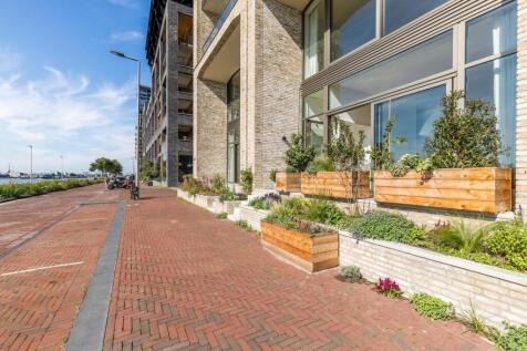 Lloydkade 527 3024 WX ROTTERDAM image 46