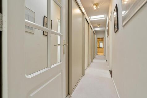 Cannenburg 3 1081 GT AMSTERDAM image 16