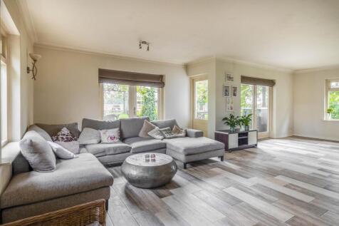 Hoevensestraat 10 5674 XK NUENEN image 13