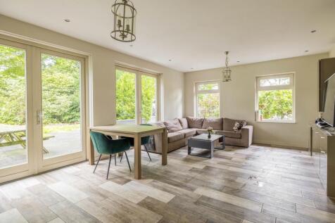 Hoevensestraat 10 5674 XK NUENEN image 23