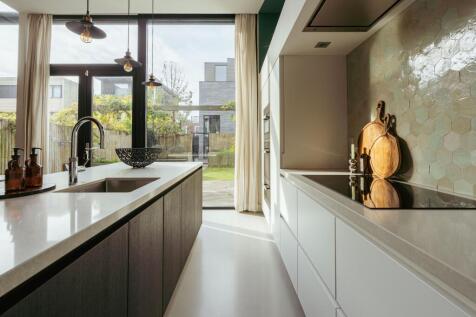 Bert Haanstrakade 398 1087 EC AMSTERDAM image 4