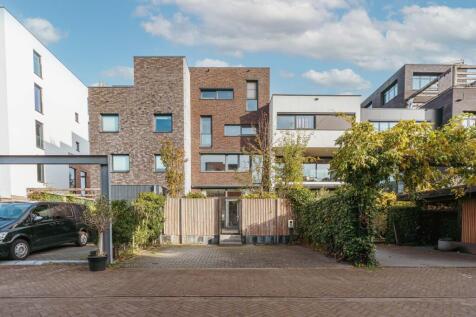 Bert Haanstrakade 398 1087 EC AMSTERDAM image 16