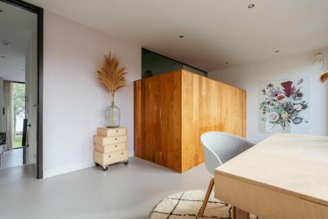 Bert Haanstrakade 398 1087 EC AMSTERDAM image 32