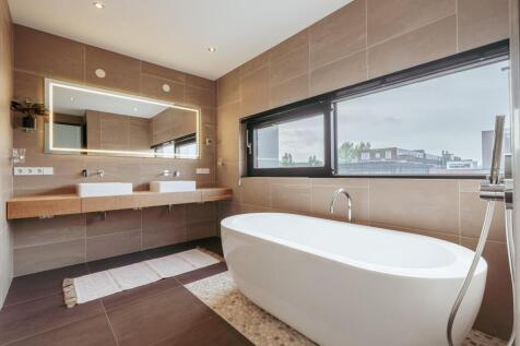 Bert Haanstrakade 398 1087 EC AMSTERDAM image 42