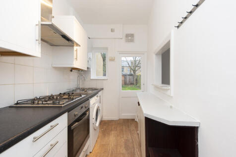 20 Vernon Ave - Kitc