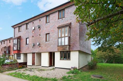 44 Derwent Road - Fr
