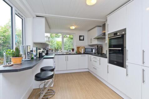 11 Bertram Cottages-