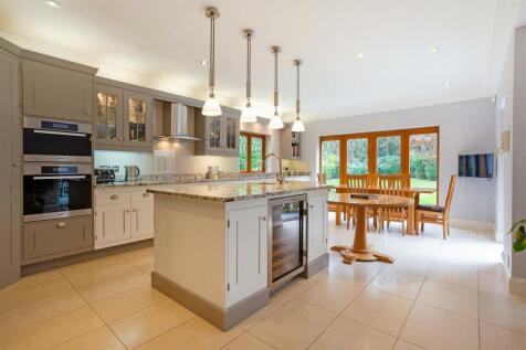 67370_3 Bury Road Poole (7).jpg