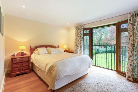 67370_3 Bury Road Poole (23).jpg